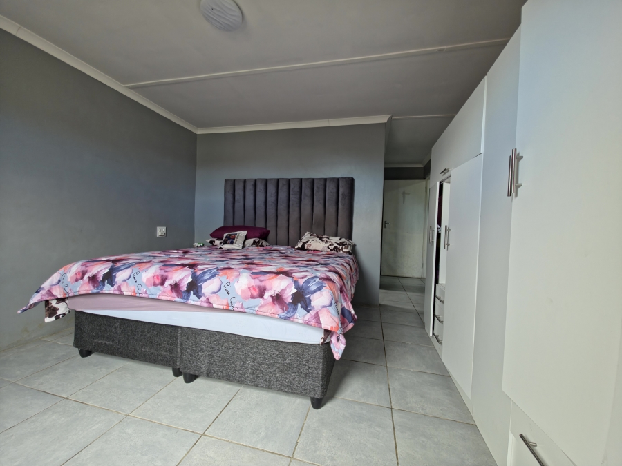 3 Bedroom Property for Sale in Hawston Western Cape